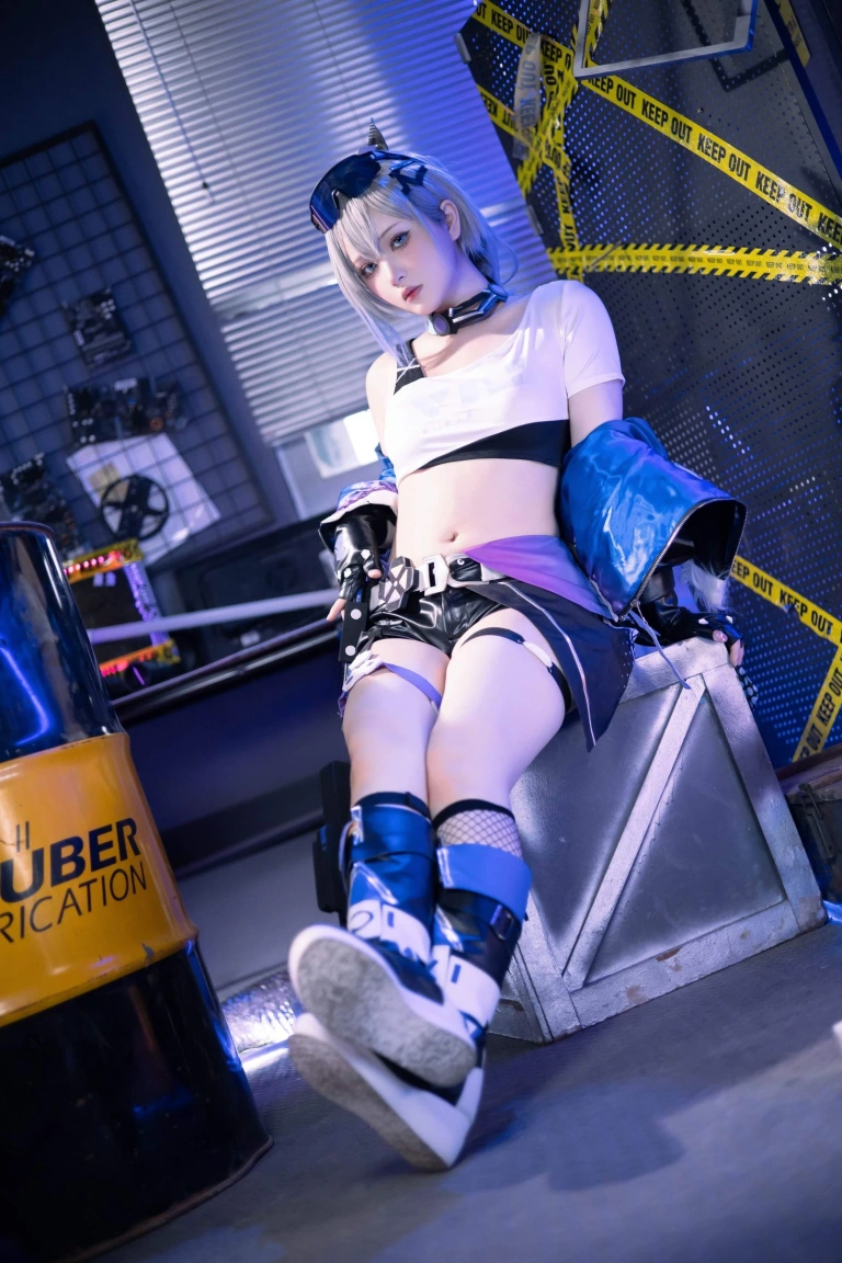 屿鱼《[Patreon] 2023年09月套图会员合集》写真图集 36P｜在线预览与图包下载