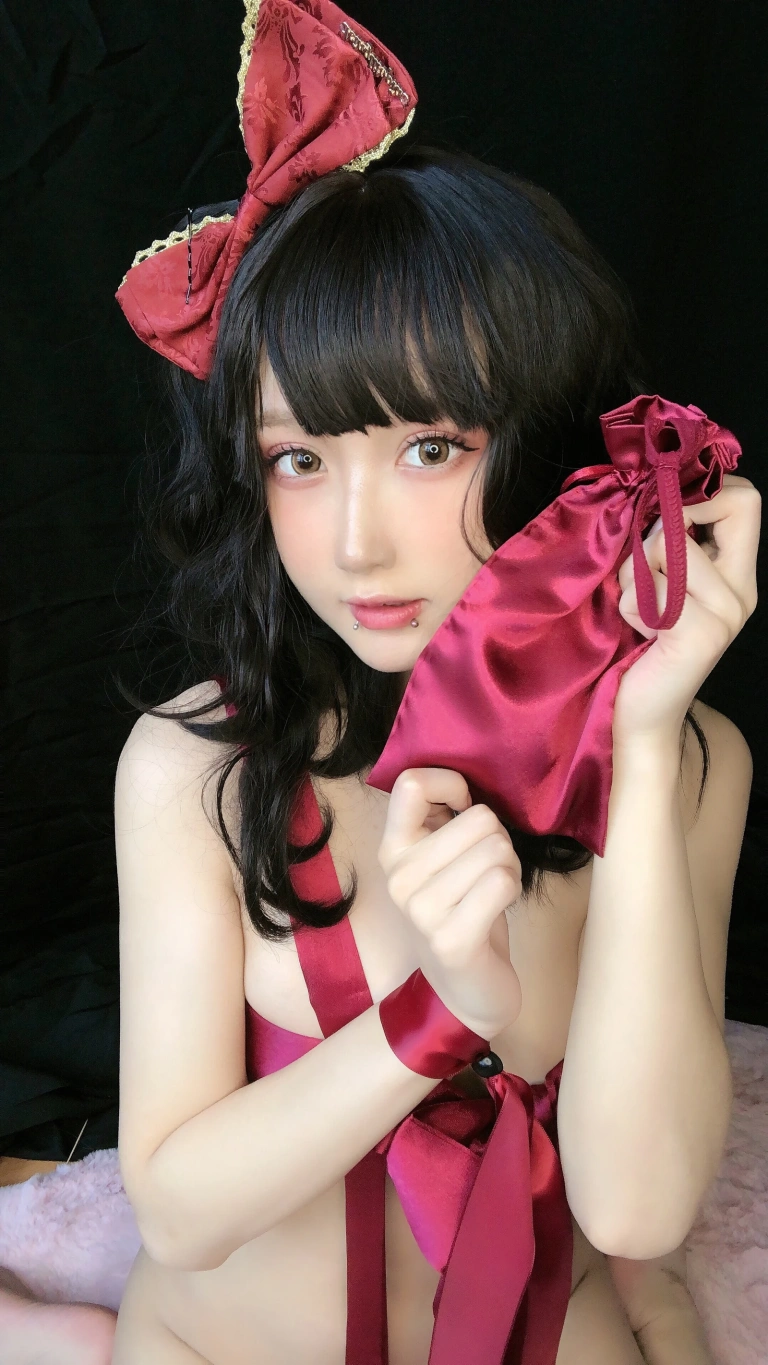 阿包也是兔娘《七夕礼物盒》写真图集 24P｜在线预览与图包下载