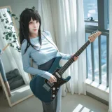三無人型《吉他妹妹》写真图集 24P｜在线预览与图包下载