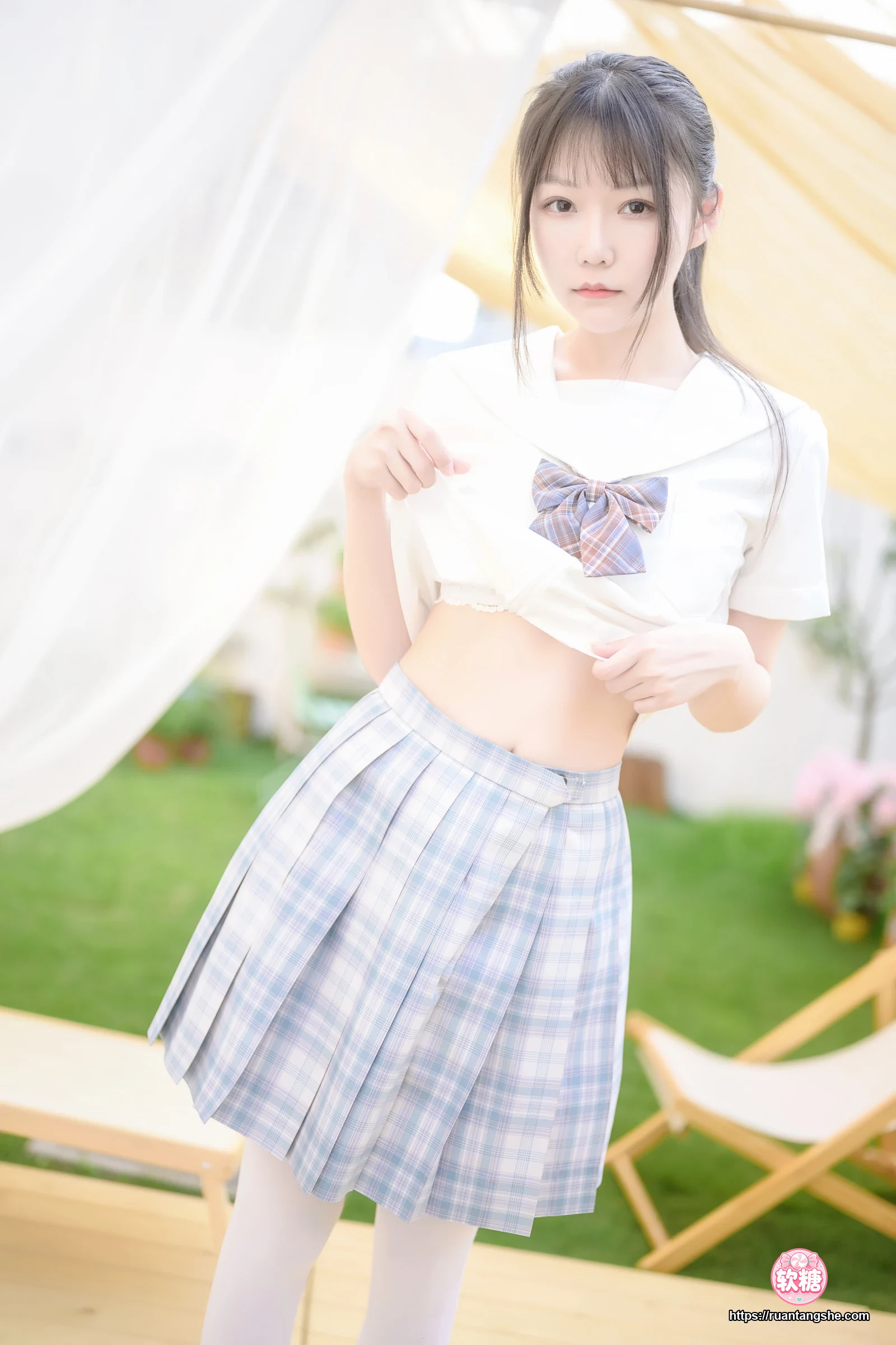 香草喵露露 香草喵露露 NO.012 - 阳光庭院制服