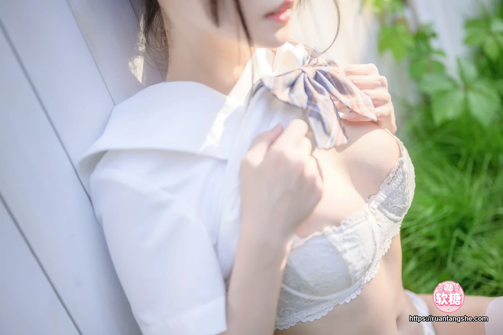 香草喵露露 香草喵露露 NO.012 - 阳光庭院制服