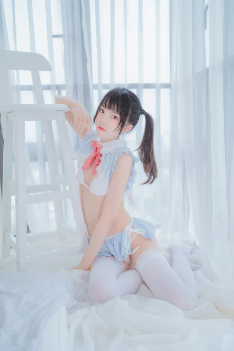 桜桃喵《爱丽丝的兔子》写真图集 76P｜在线预览与图包下载
