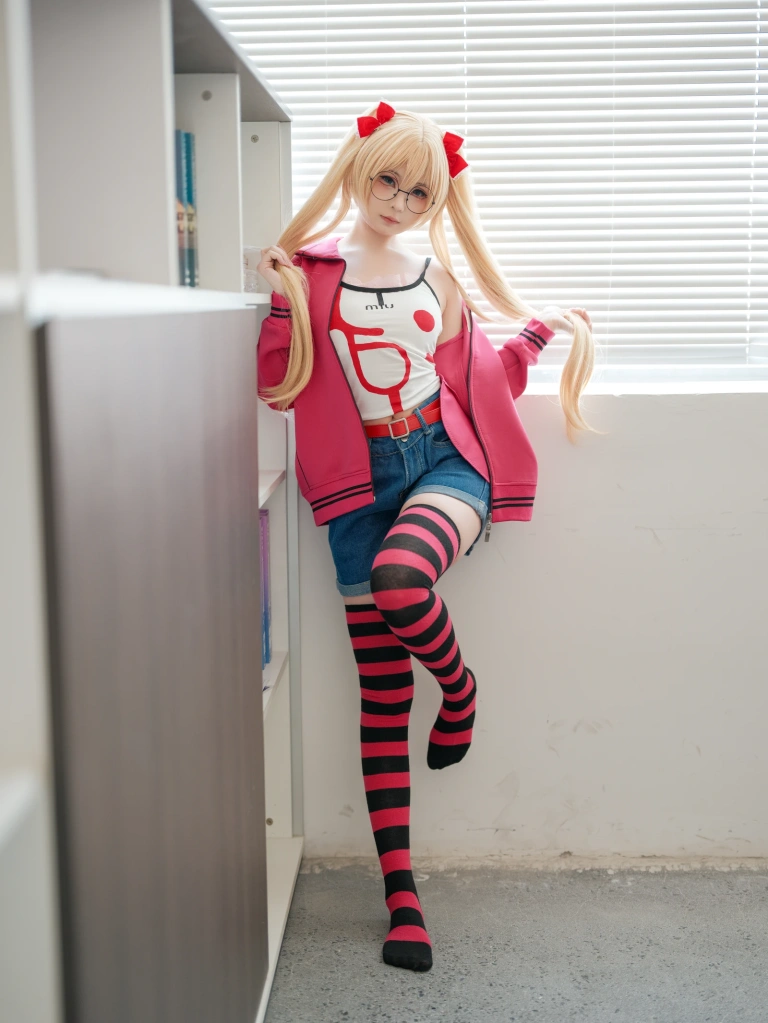 幼水铃衣《鬼父 秋月爱莉》写真图集 82P+1V｜在线预览与图包下载