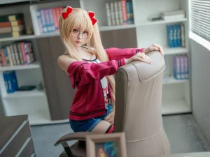 幼水铃衣《鬼父 秋月爱莉》写真图集 82P+1V｜在线预览与图包下载