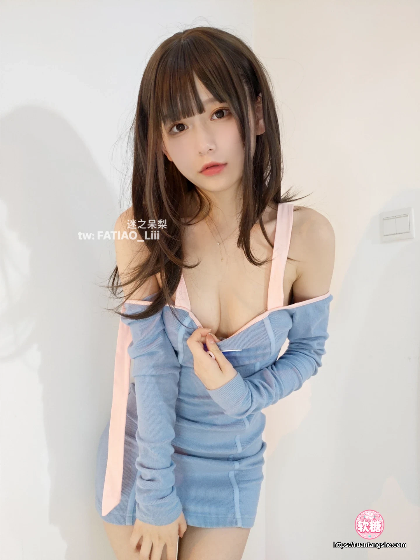 迷之呆梨 迷之呆梨 NO.012 - Fantia 2021年12月会员合集(10期)