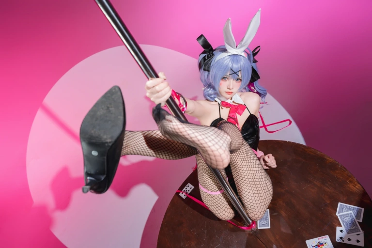 九柒喵《初音未来 兔子洞》写真图集 26P｜在线预览与图包下载