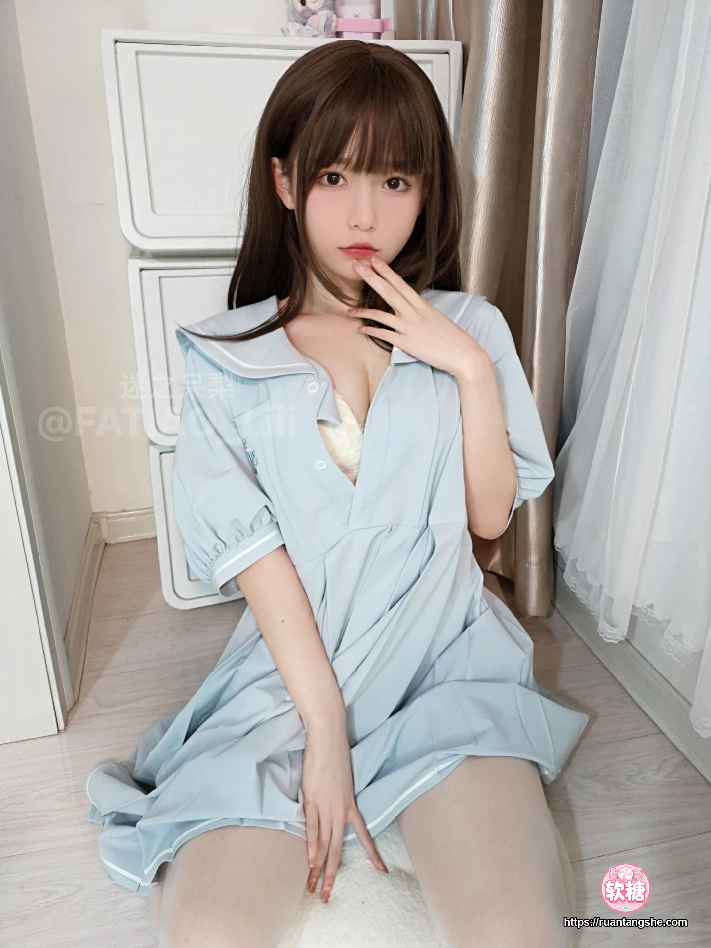 迷之呆梨 迷之呆梨 NO.013 - Fantia 2022年01月会员合集(9期)