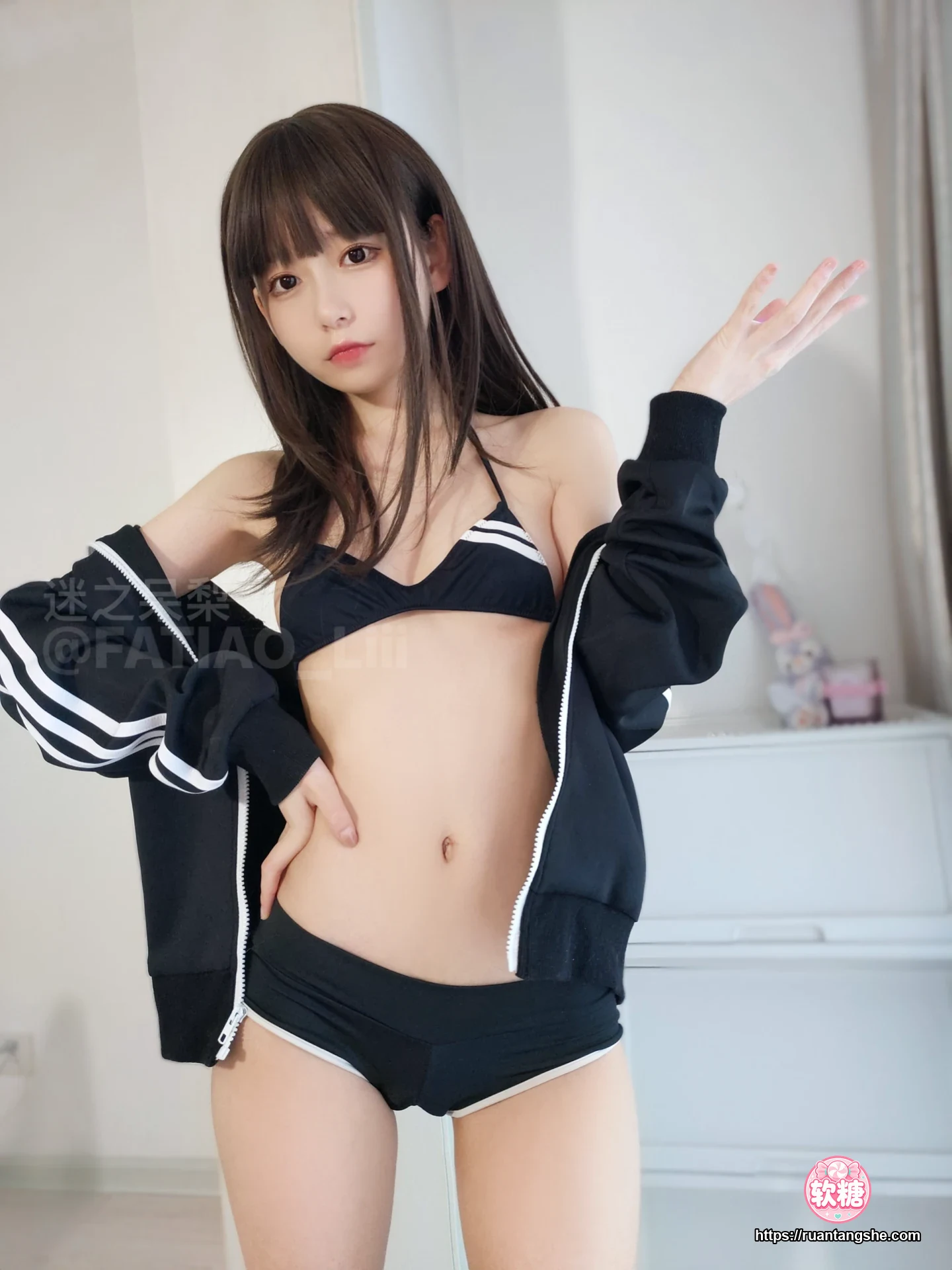 迷之呆梨 迷之呆梨 NO.013 - Fantia 2022年01月会员合集(9期)
