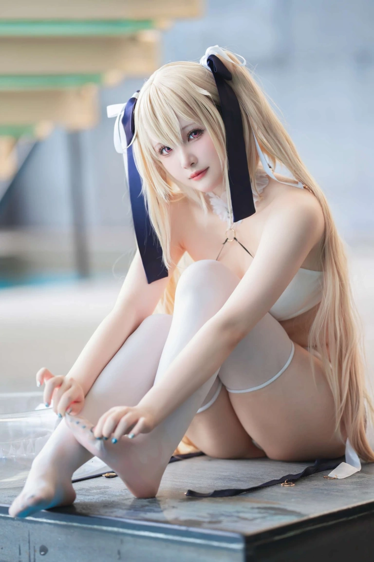 屿鱼《[Patreon] 2023年11月套图会员合集》写真图集 50P｜在线预览与图包下载