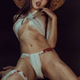 七月喵子《杀手》写真图集 30P｜在线预览与图包下载