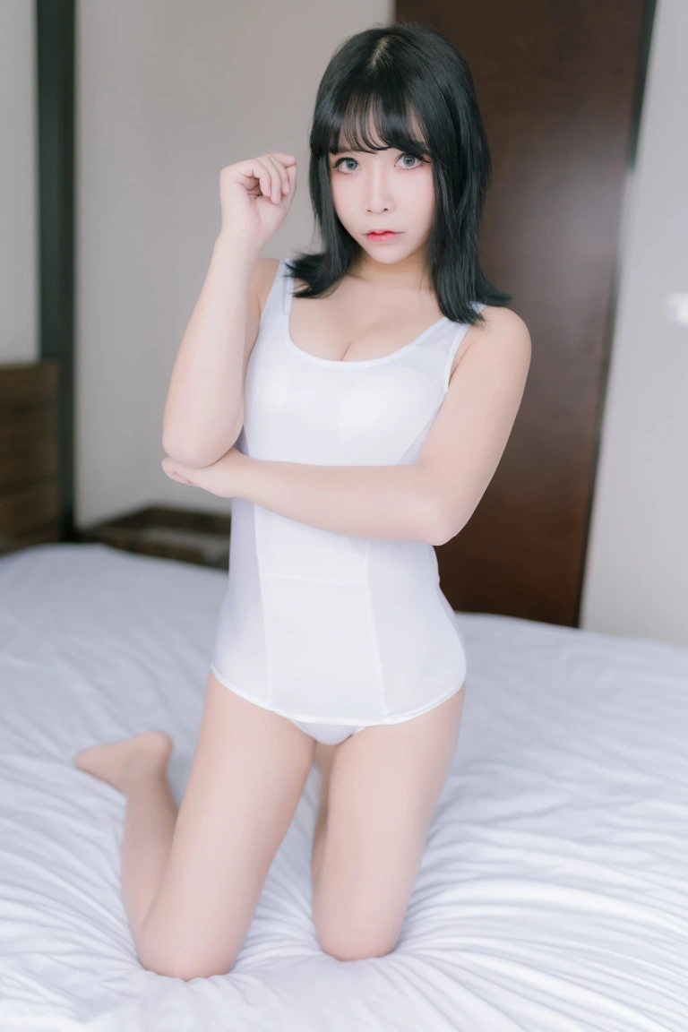 抱走莫子《大姐姐》写真图集 41P｜在线预览与图包下载