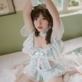 花铃《豌豆公主仆》写真图集 80P｜在线预览与图包下载
