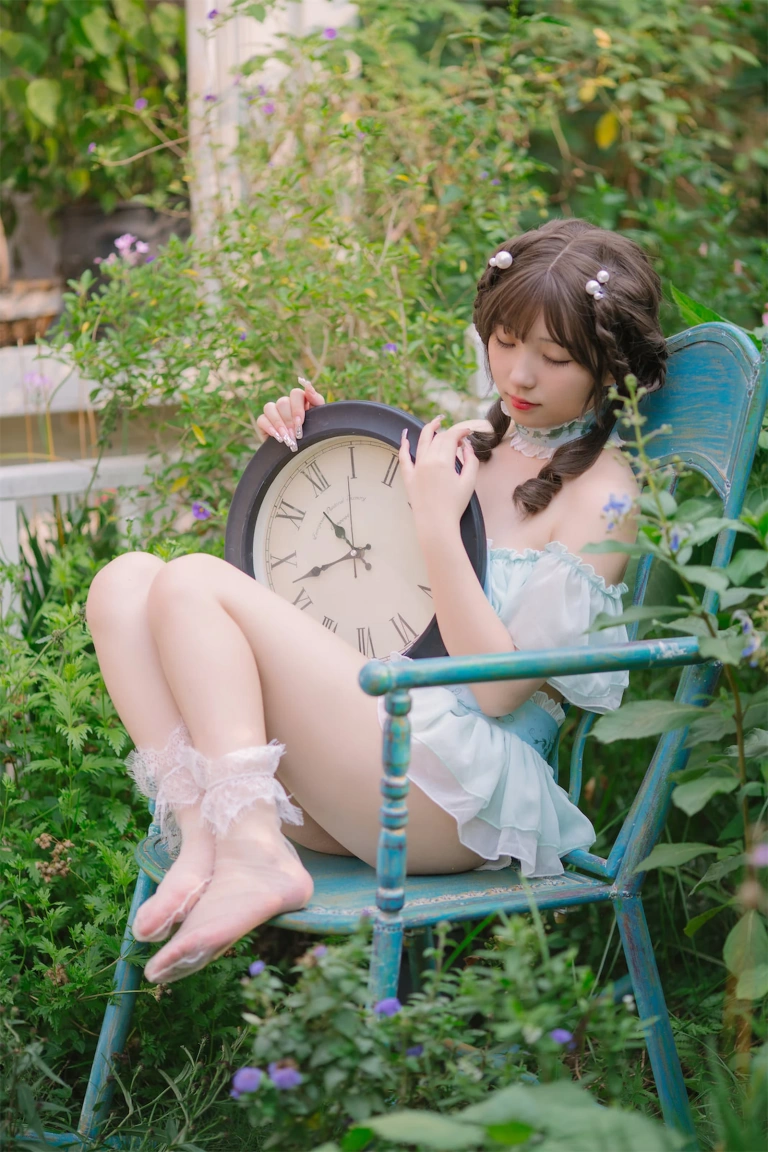 花铃《豌豆公主仆》写真图集 80P｜在线预览与图包下载