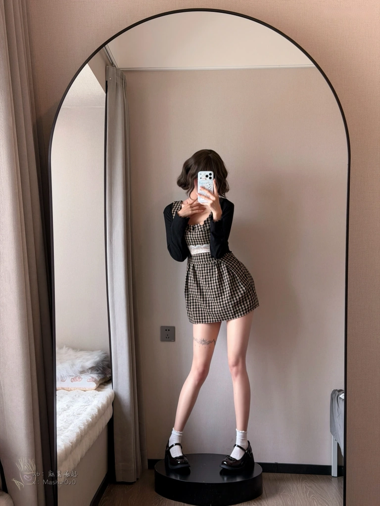 麻薯好吃《绿意深处的邀约》写真图集 92P｜在线预览与图包下载