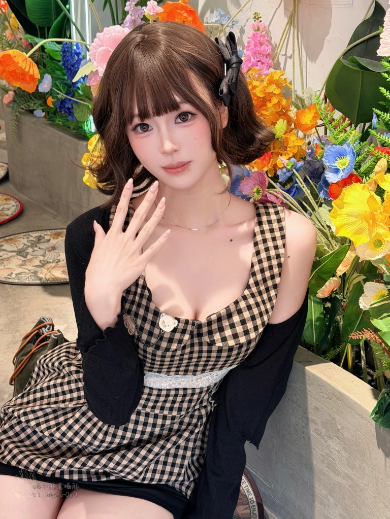 麻薯好吃《绿意深处的邀约》写真图集 92P｜在线预览与图包下载