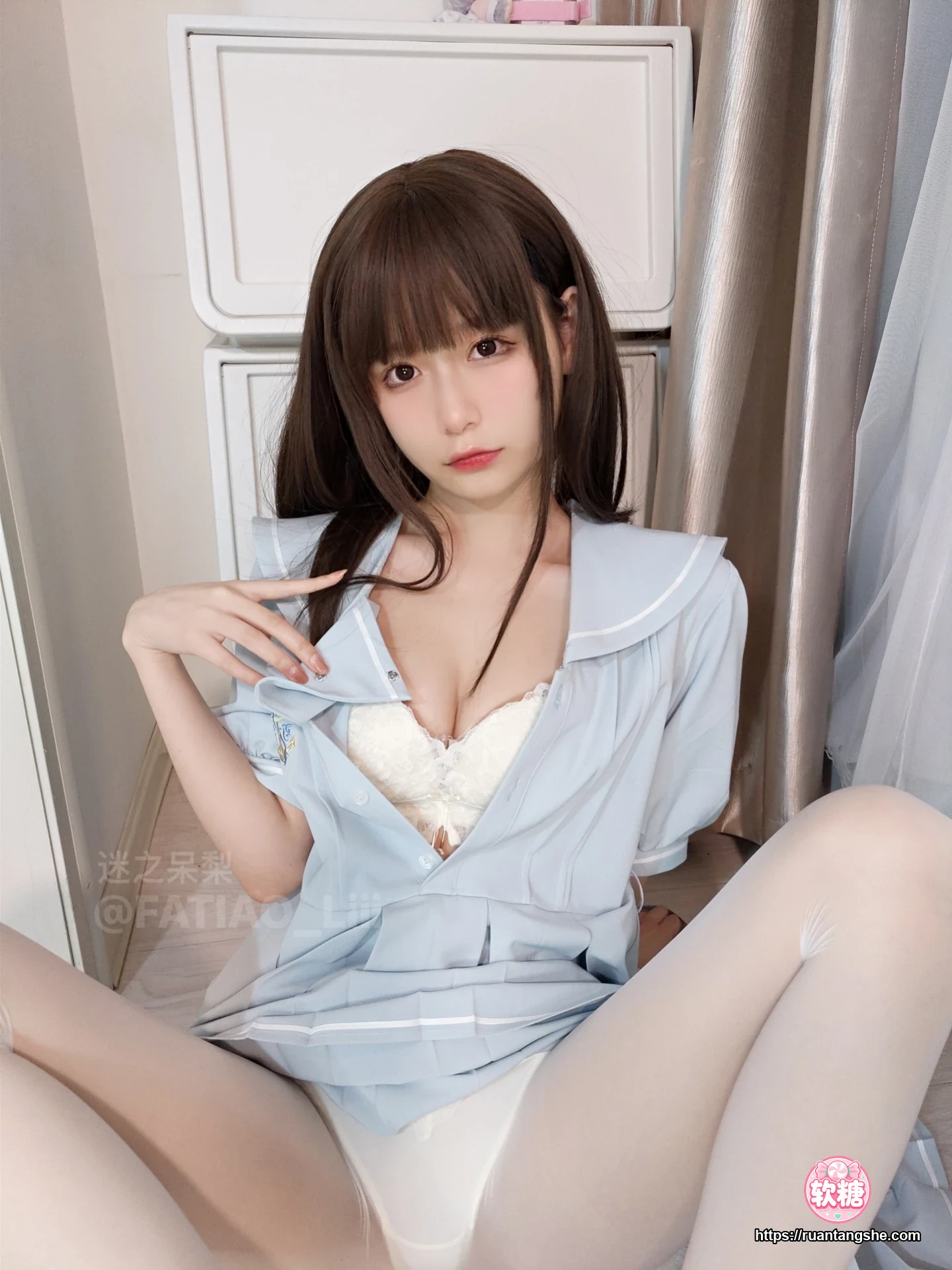 迷之呆梨 迷之呆梨 NO.014 - Fantia 2022年02月会员合集(9期)