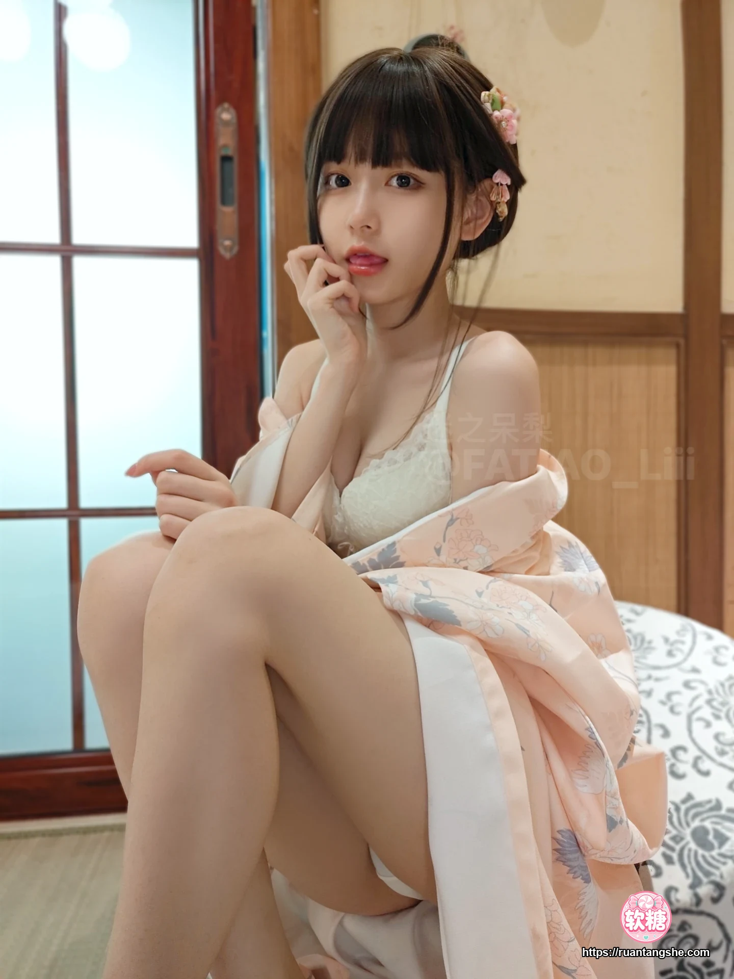 迷之呆梨 迷之呆梨 NO.014 - Fantia 2022年02月会员合集(9期)