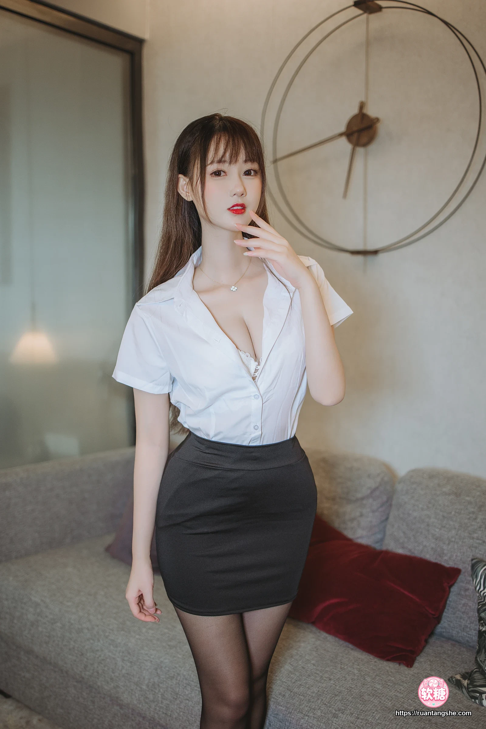 羽生三未 羽生三未 NO.014 - 黑丝包臀OL