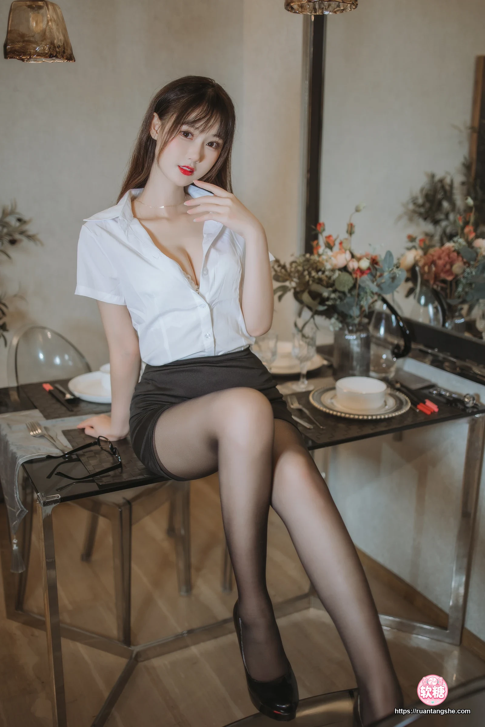 羽生三未 羽生三未 NO.014 - 黑丝包臀OL