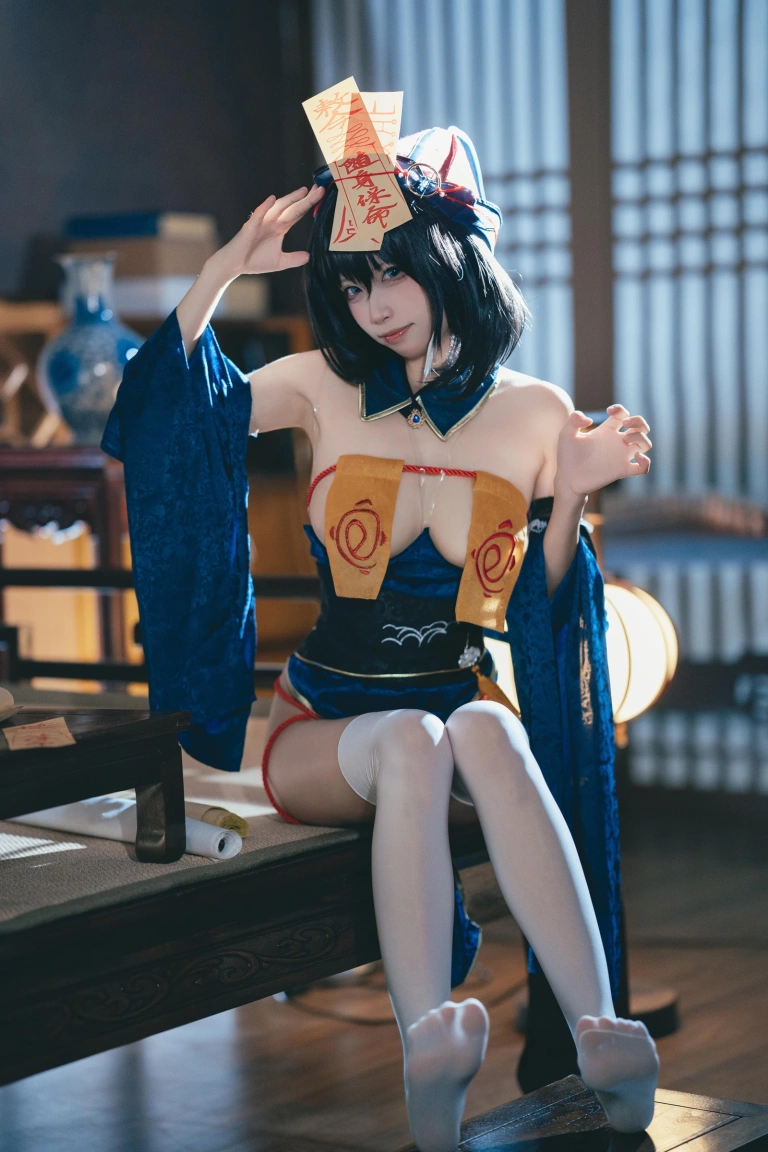 三無人型《华甲僵尸》写真图集 34P｜在线预览与图包下载