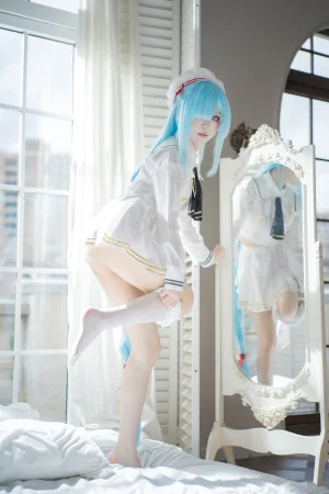 矢量鱼《碧蓝航线 雅努斯水手服》写真图集 38P｜在线预览与图包下载