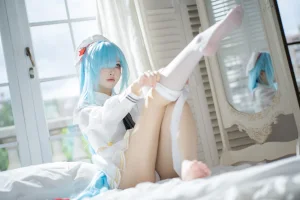 矢量鱼《碧蓝航线 雅努斯水手服》写真图集 38P｜在线预览与图包下载