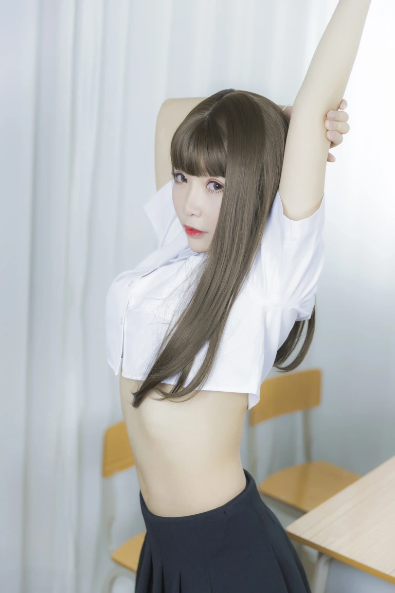 抱走莫子《等你下课》写真图集 42P｜在线预览与图包下载