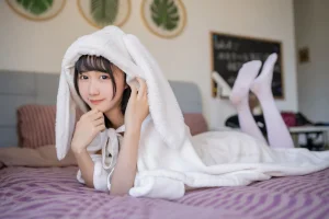 木棉棉《浴巾兔子》写真图集 42P｜在线预览与图包下载