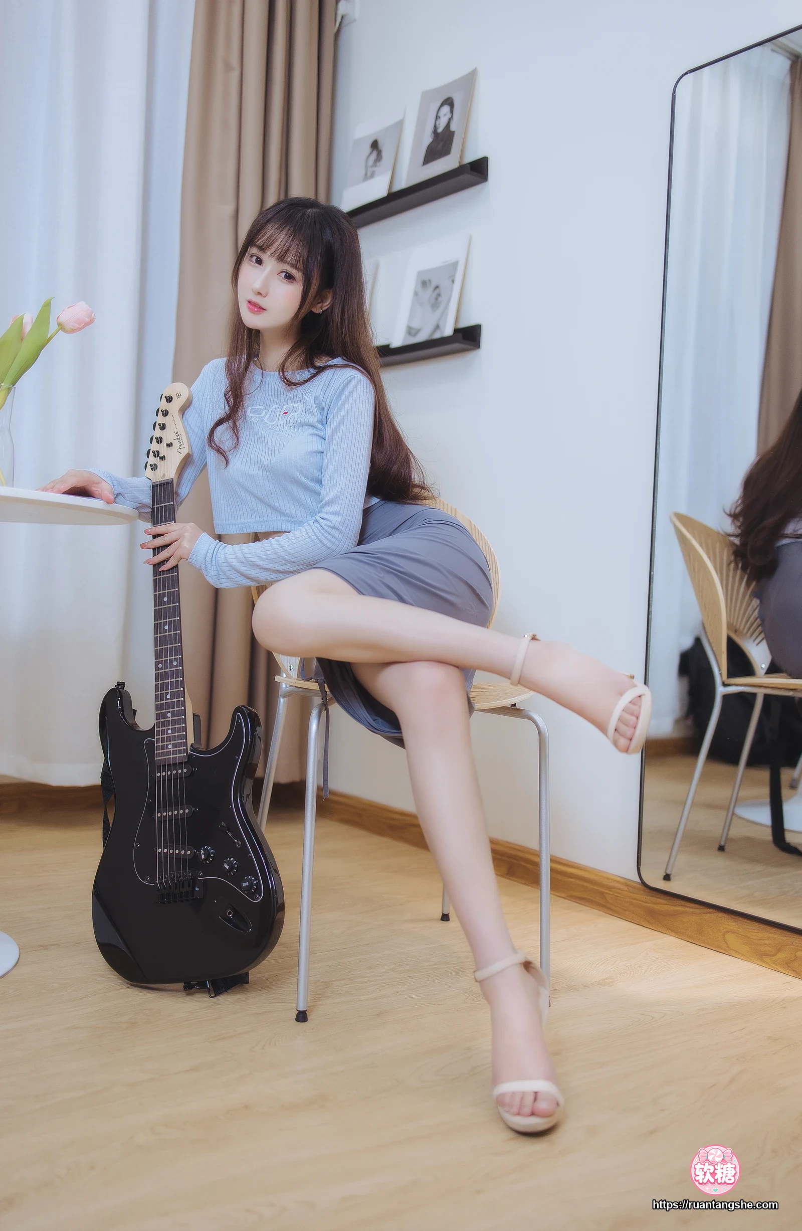 羽生三未 羽生三未 NO.015 - 吉他妹妹