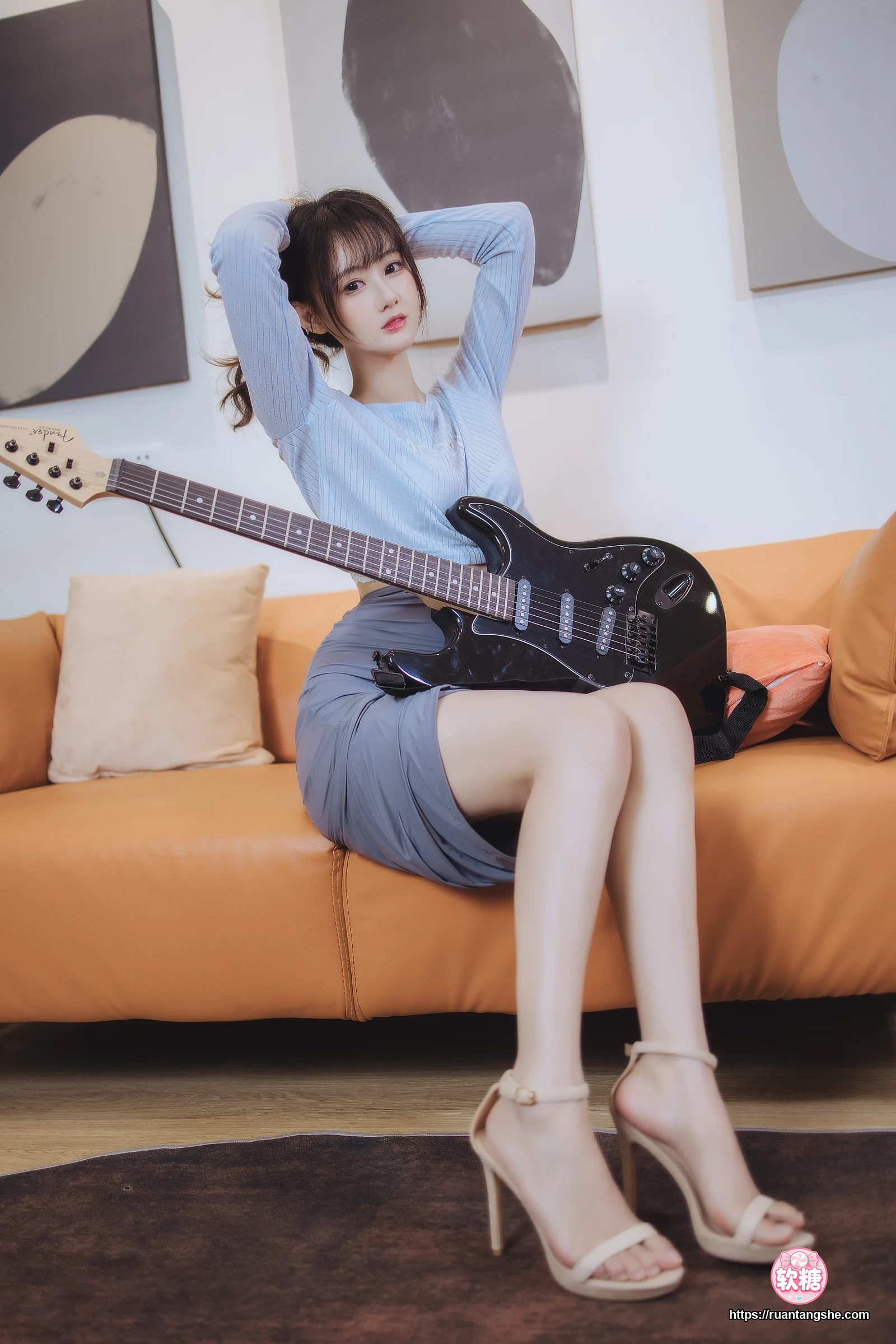 羽生三未 羽生三未 NO.015 - 吉他妹妹