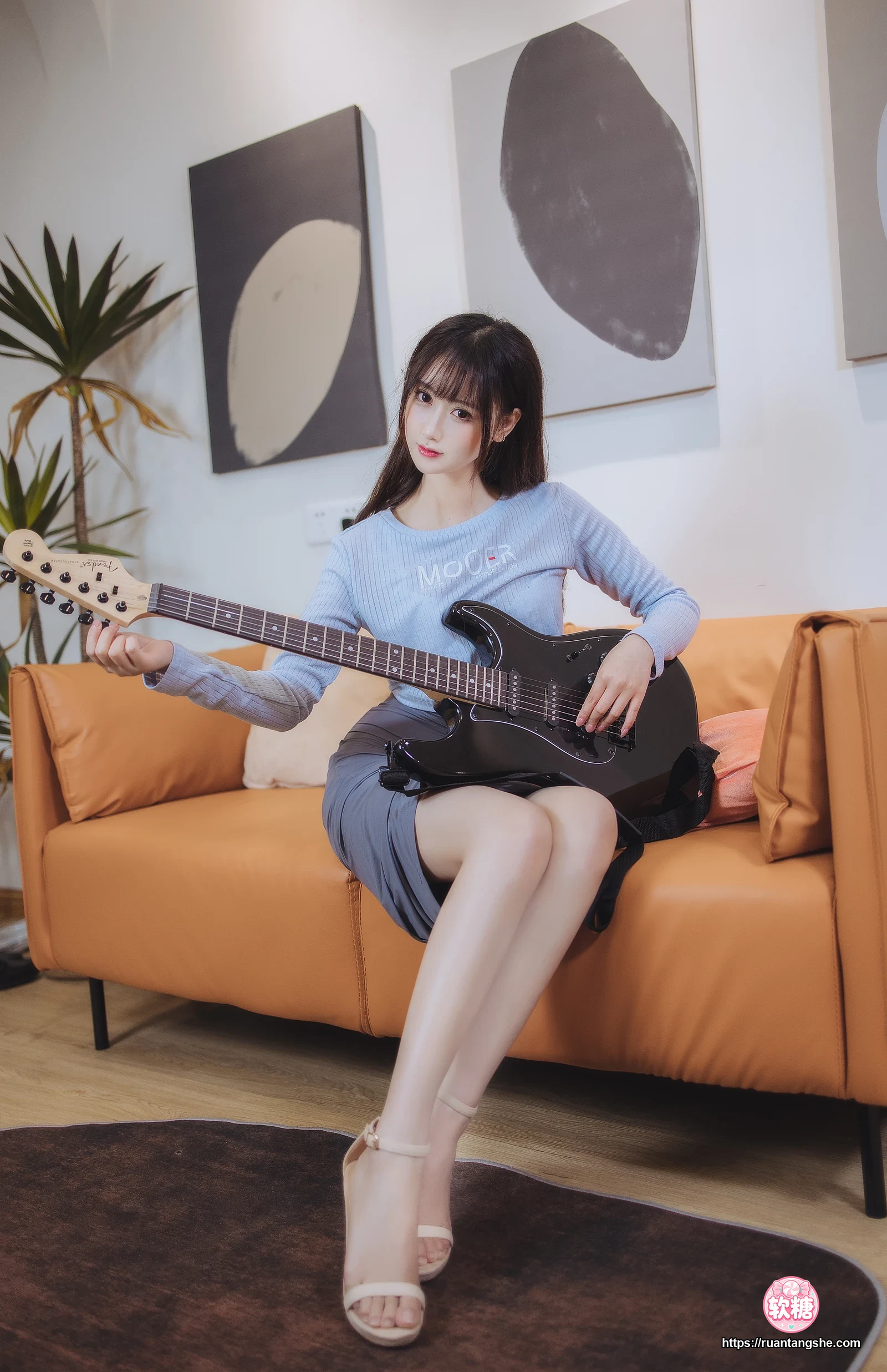 羽生三未 羽生三未 NO.015 - 吉他妹妹