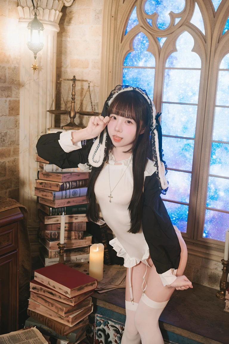 可可小白兔《谁家的小恶魔呀》写真图集 65P｜在线预览与图包下载