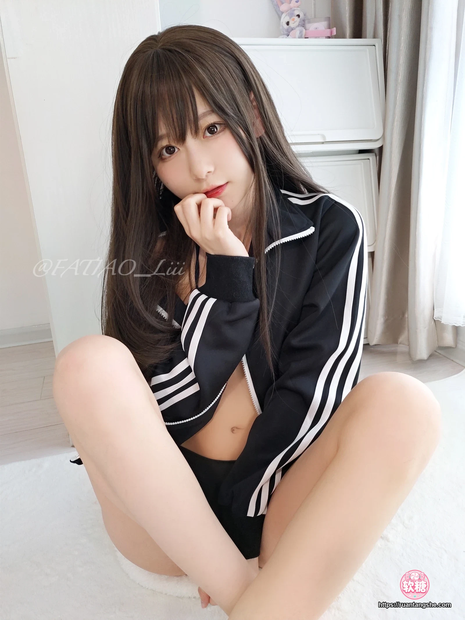 迷之呆梨 迷之呆梨 NO.015 - Fantia 2022年03月会员合集(10期)