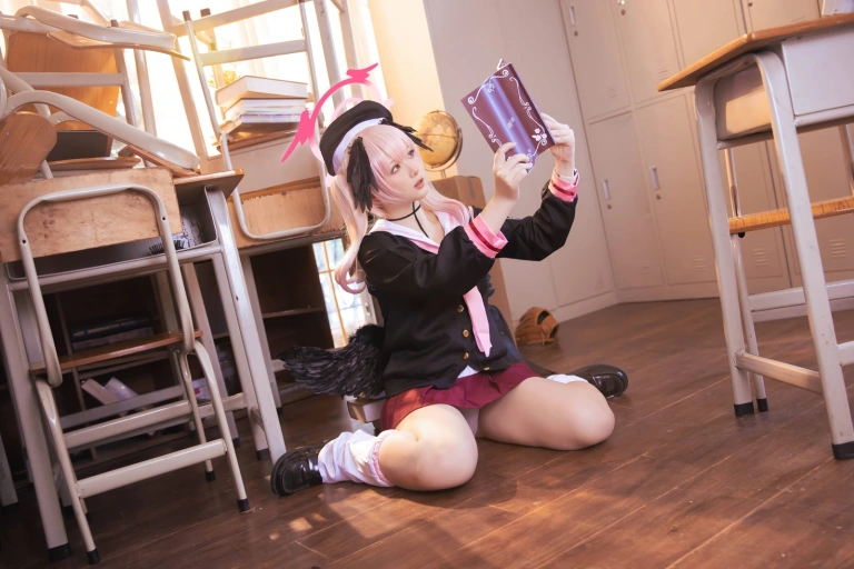 屿鱼《[Patreon] 2024年01月套图会员合集》写真图集 60P｜在线预览与图包下载