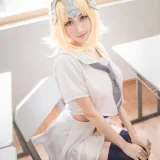 木棉棉《贞德（白）》写真图集 28P｜在线预览与图包下载