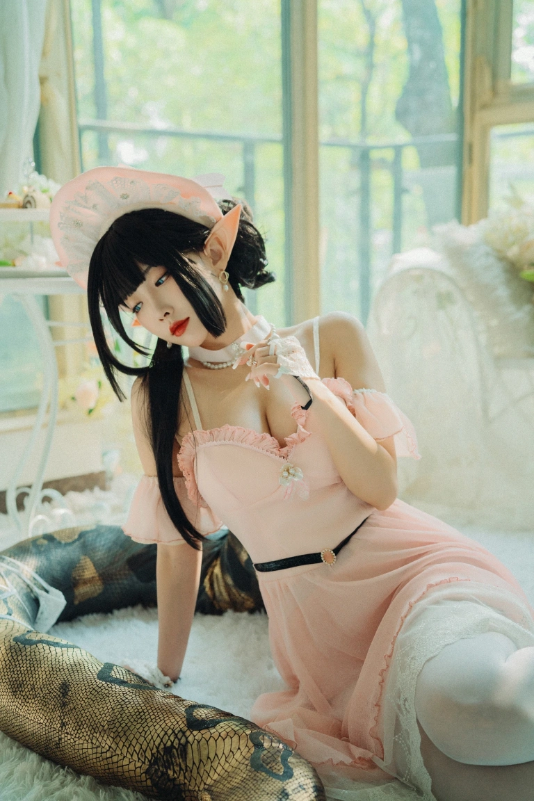 宮本桜《森蚺芭蕾》写真图集 33P｜在线预览与图包下载