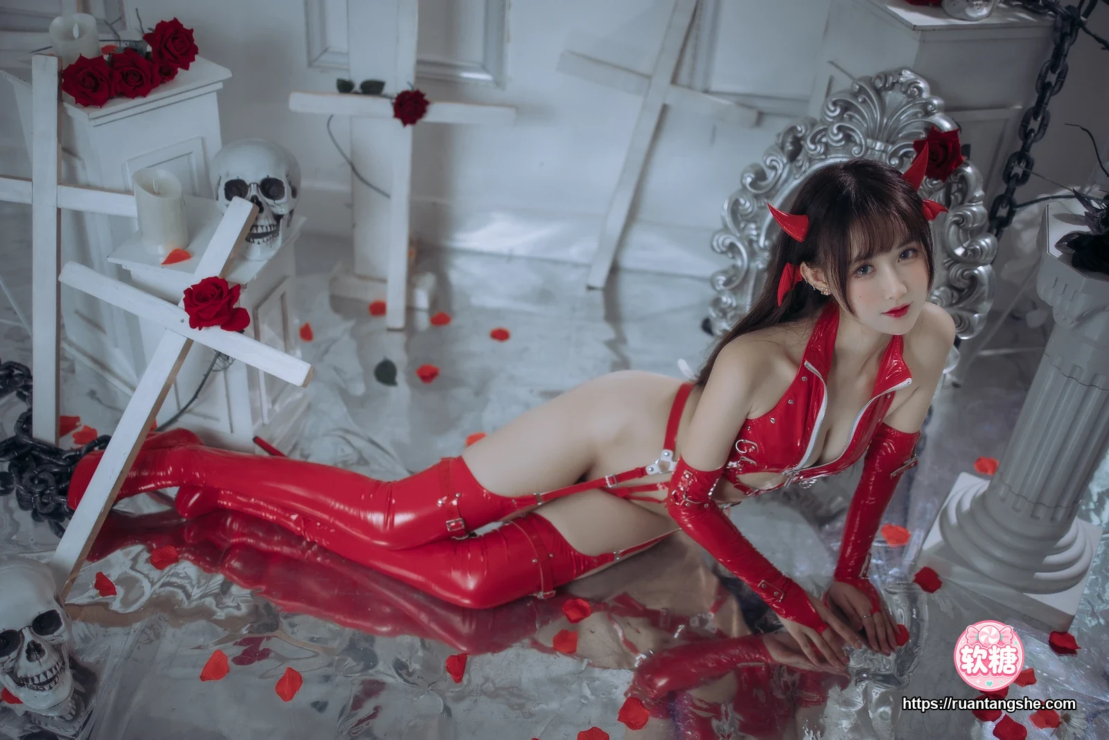 羽生三未 羽生三未 NO.016 - 红色胶衣小恶魔