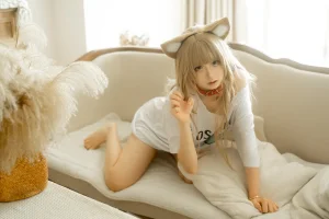 幼水铃衣《黄豆粉》写真图集 90P｜在线预览与图包下载