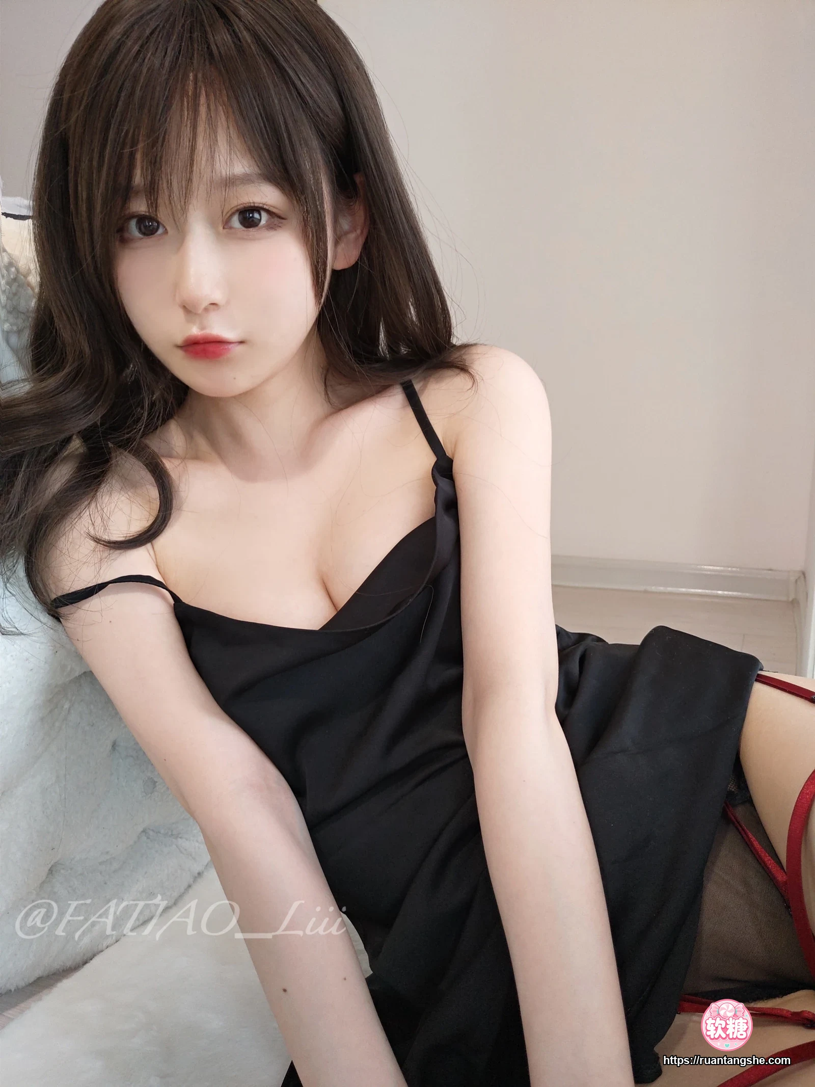 迷之呆梨 迷之呆梨 NO.016 - Fantia 2022年04月会员合集(9期)