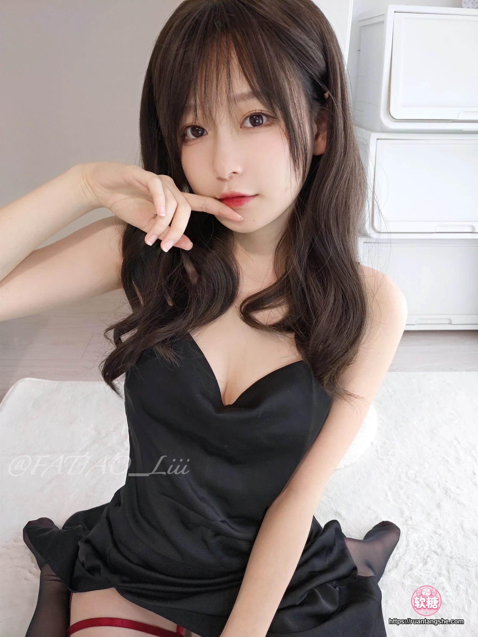 迷之呆梨 迷之呆梨 NO.016 - Fantia 2022年04月会员合集(9期)