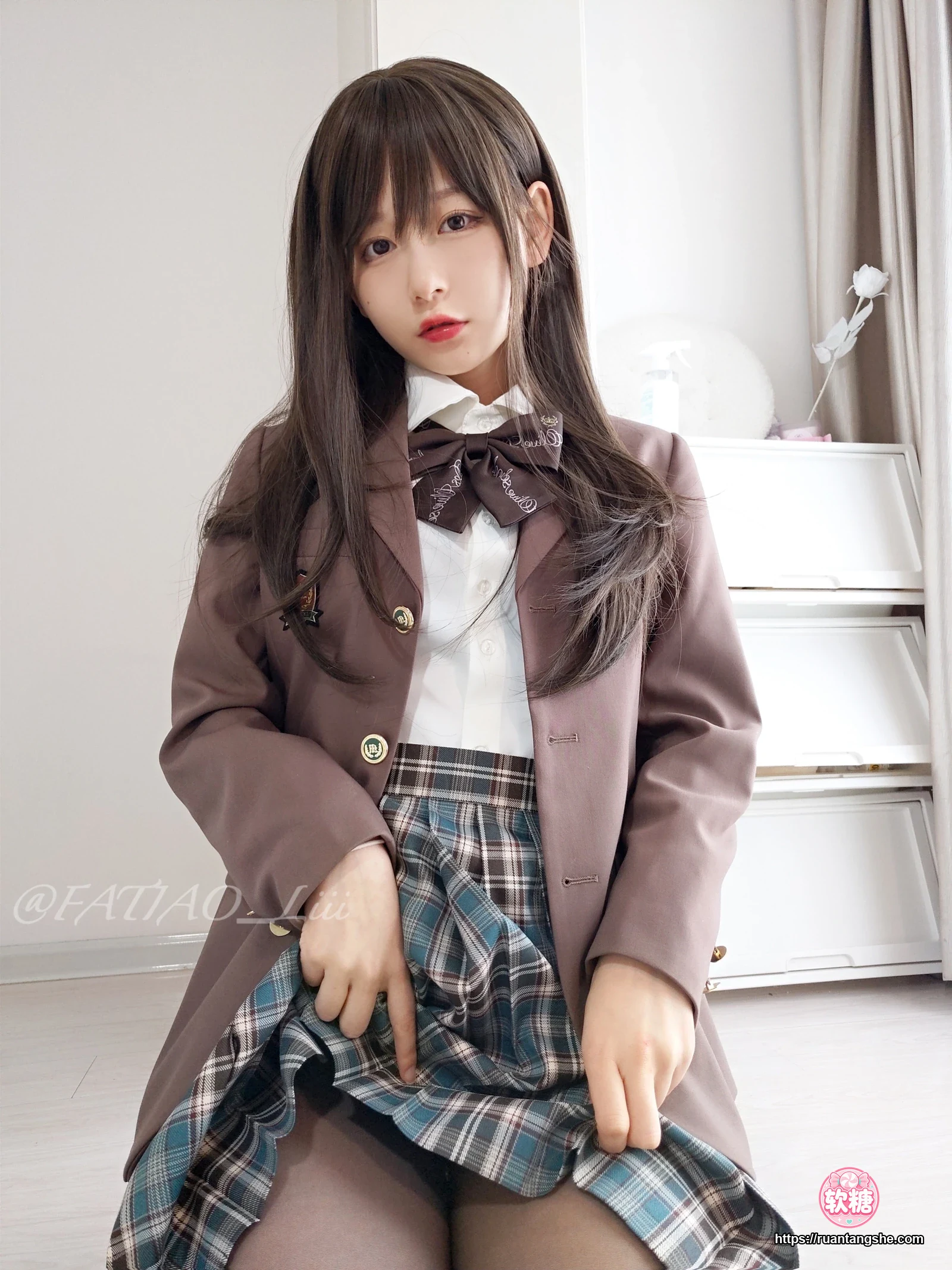 迷之呆梨 迷之呆梨 NO.016 - Fantia 2022年04月会员合集(9期)