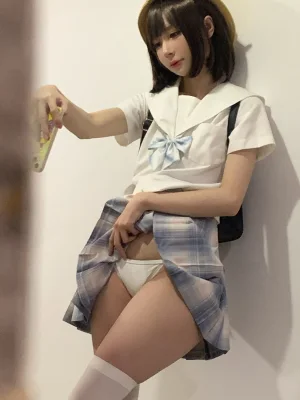 西园寺南歌《主人的任务1.0》写真图集 40P+7V｜在线预览与图包下载