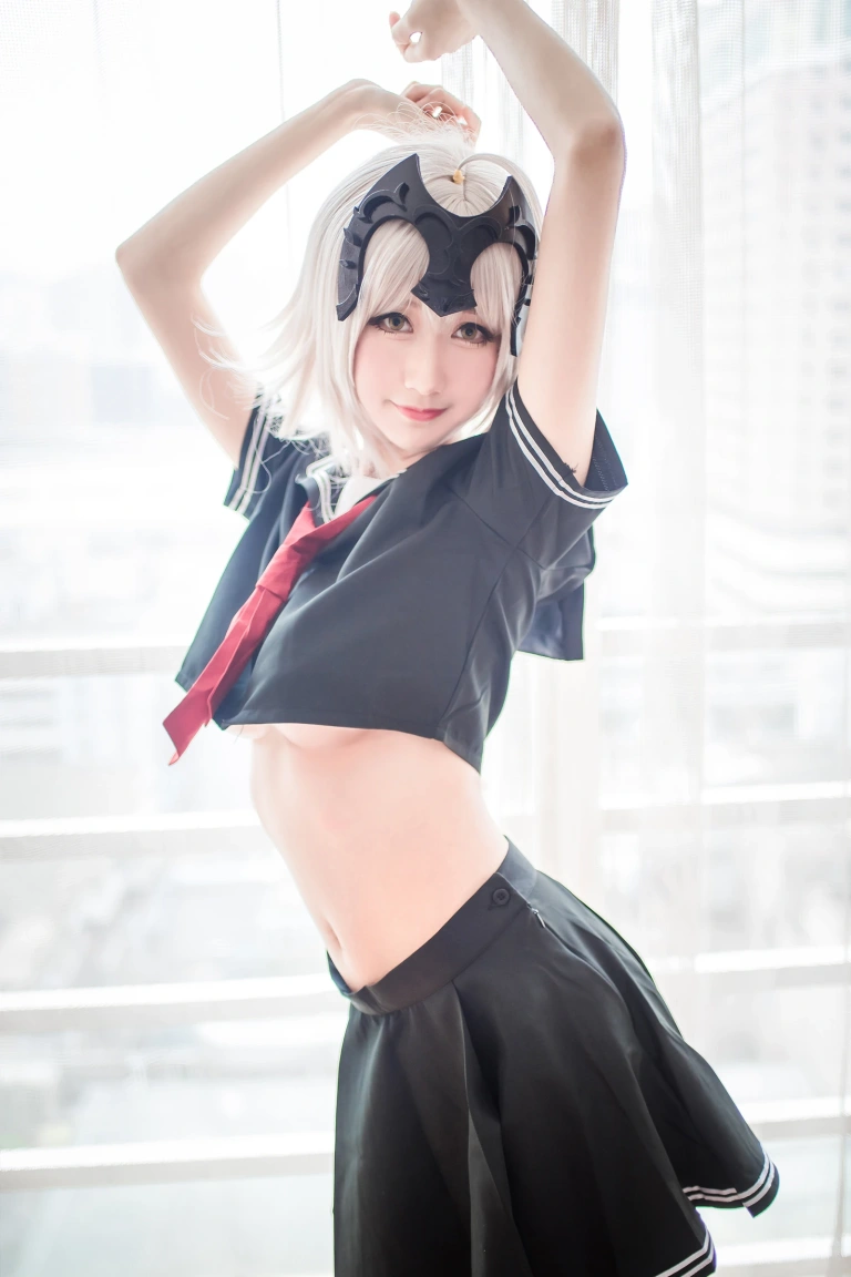 木棉棉《贞德（黑）》写真图集 23P｜在线预览与图包下载