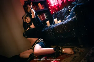 皮皮奶《舞娘》写真图集 50P｜在线预览与图包下载