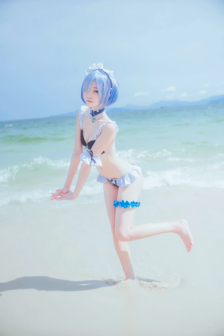 桜桃喵《蕾姆COS》写真图集 48P｜在线预览与图包下载