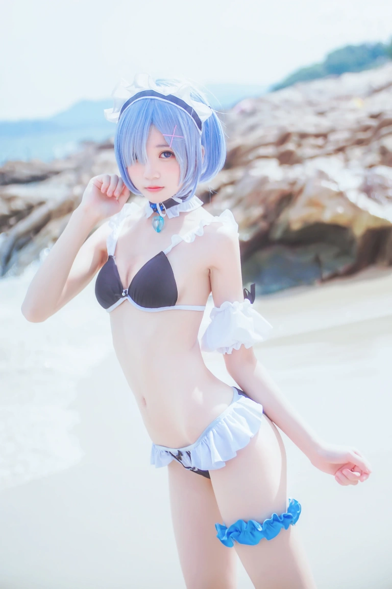 桜桃喵《蕾姆COS》写真图集 48P｜在线预览与图包下载