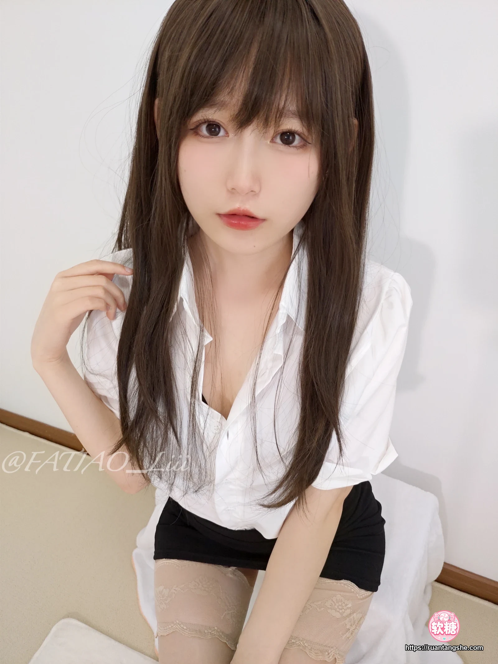 迷之呆梨 迷之呆梨 NO.017 - Fantia 2022年05月会员合集(8期)