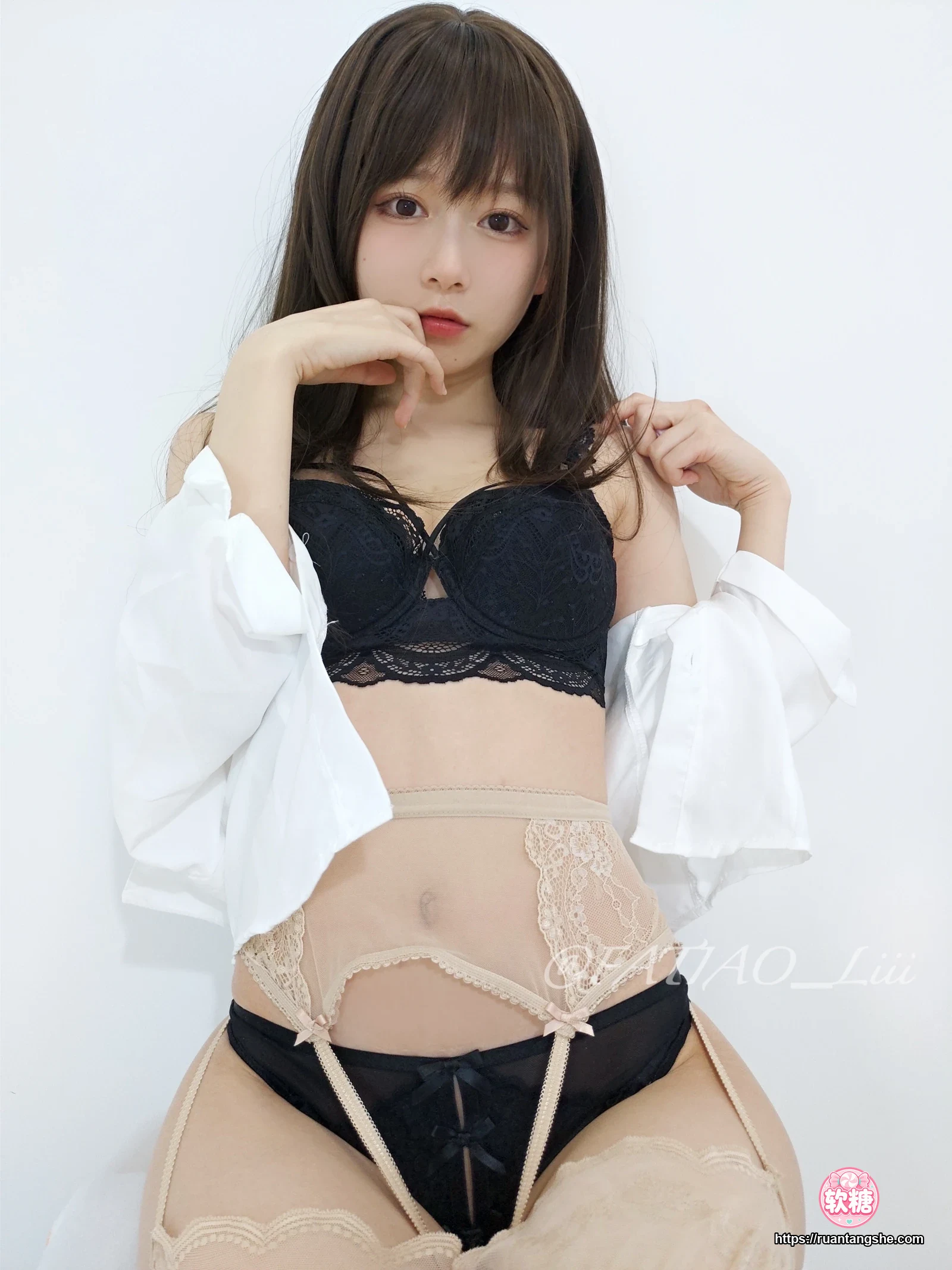 迷之呆梨 迷之呆梨 NO.017 - Fantia 2022年05月会员合集(8期)