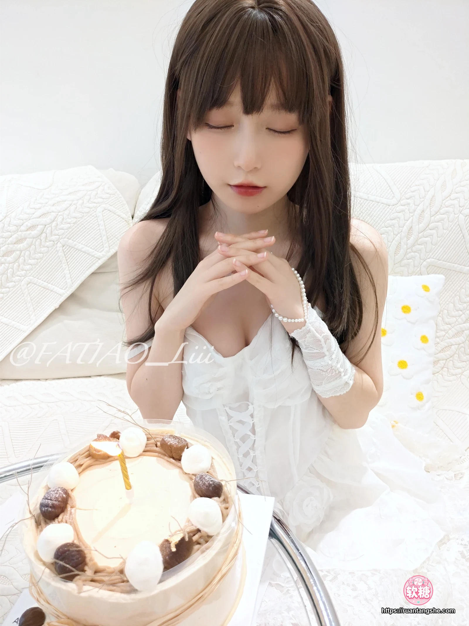 迷之呆梨 迷之呆梨 NO.017 - Fantia 2022年05月会员合集(8期)