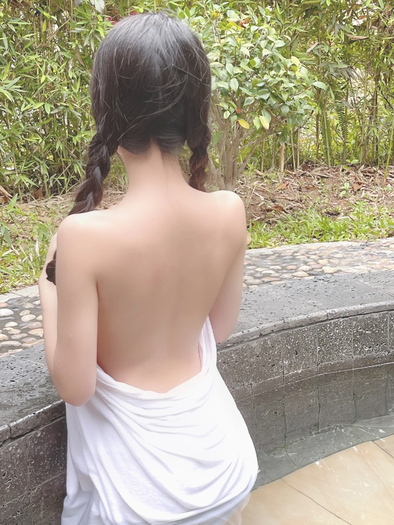 清水由乃《温泉浴巾》写真图集 26P+1V｜在线预览与图包下载